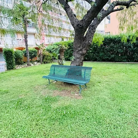 Juan-les-pins Clim-plage 200m -piscine Lägenhet